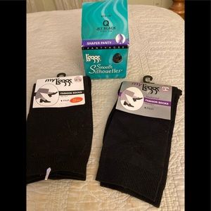 Leggs Queen Sz NWT  2- Pair Mid-Calf Socks 1- Pair Leotards Black 3/$18